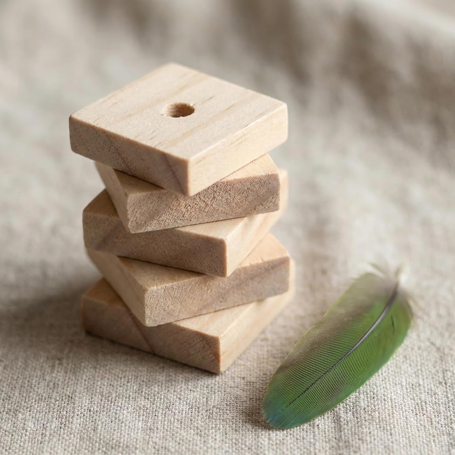DIY Wooden Bird Chew Blocks – 100 Pack Natural Foot Toys & Parrot Toy Making Parts for Parakeets, Conures, African Greys & Macaws